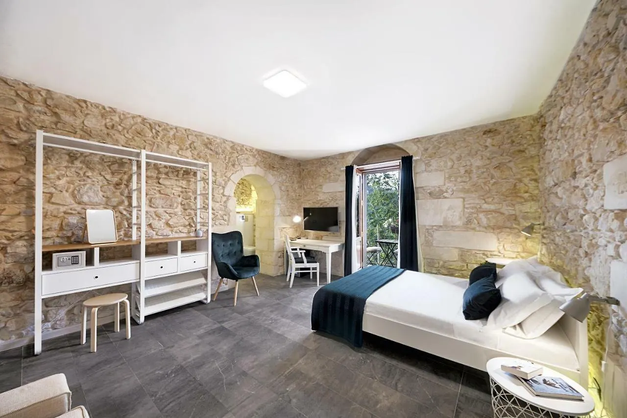 Centosedici Rooms Ragusa Bed & Breakfast